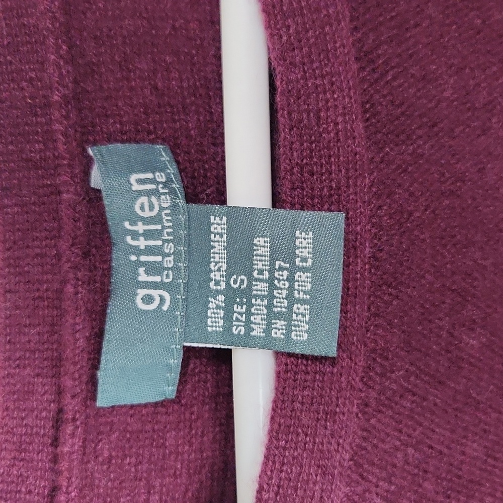 Griffen 100% Cashmere Crewneck Sweater Fringe Hem Burgundy Maroon Lightweight - Picture 5 of 13